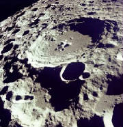 275px-moon.crater.arp.750pix.jpg